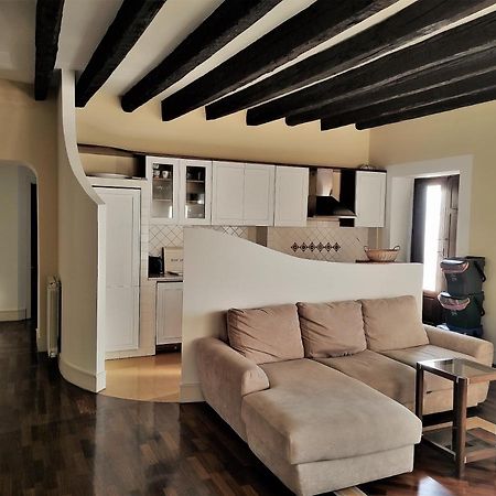 Flora'S House - Ortigia Holidays Syracuse Bagian luar foto