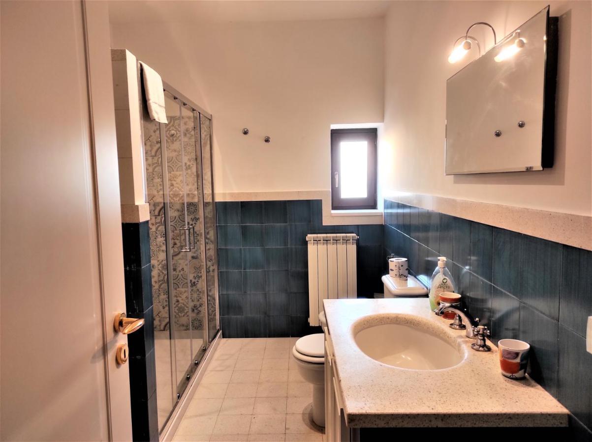 Flora'S House - Ortigia Holidays Syracuse Bagian luar foto