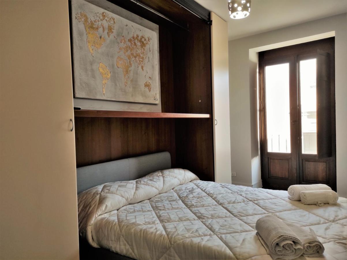 Flora'S House - Ortigia Holidays Syracuse Bagian luar foto